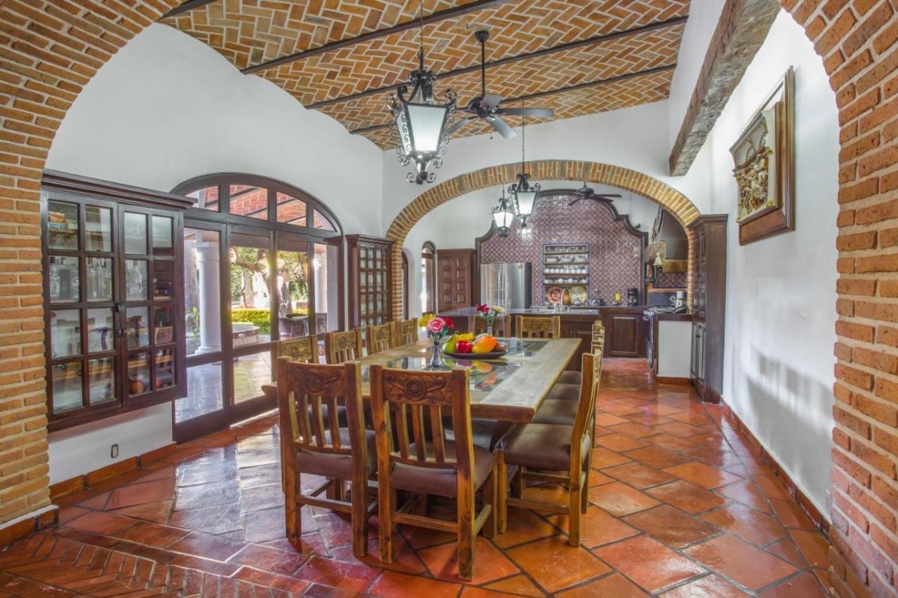 Caroline Bella Bed & Breakfast อาจิจิก ภายนอก รูปภาพ